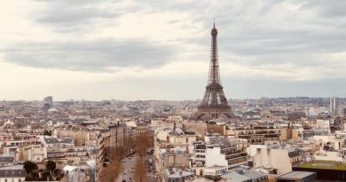 Immobilier de luxe : les prix bientôt plus élevés à Paris qu’à Londres ? L'Arc de Triomphe de l'Etoile, Paris, France