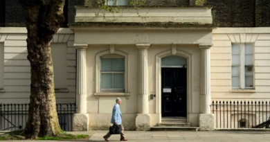 Royaume-Uni : Andy Burnham recule sur l&rsquo;impôt